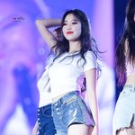키 164에 이런 몸매 나오려면 몇키로<b>여야</b> 함?