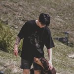 전정국 밤이랑 화보찍었네