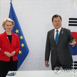 한-EU 정상회담…저소득 국가 백신지원에 협력키로