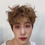 할로윈 마치 백작님같은 아이돌