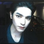 태용 진짜 ㅈㄴ 잘생겼는데..?