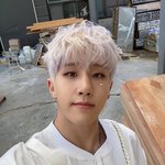 <b>백발</b>이 너무 찰떡인 아스트로 진우