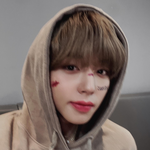 <b>박지훈</b> 셀카 뭐<b>임</b>