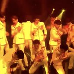 [펜타곤] 우리 단체 제복 컨셉 없다고 생각햇는데