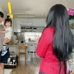 <b>열일</b>하는 한국인 남편 위해 매일 집에서 '코스프레'하고 기다리는...