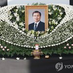 정부 "故<b>노태우</b> 조전, 별세 3일뒤부터 도착…