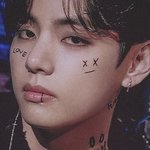 김태형 볼<b>따구</b> 저거 뭐야