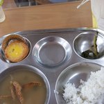 초등학교<b>급식</b> 사진 올려봅니다 제가 이상한건가요? ㅜㅜ
