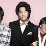 퀸<b>동주</b> 이짤 조카웃김