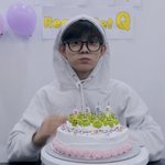 지<b>창민</b>… 케이크까지 귀여우면 어캄…