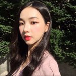 와 인스타에서 <b>카리나</b>랑 똑같이 생긴 사람 봄