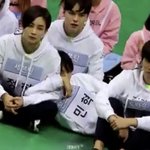 <b>이민혁</b> 뭐하냐