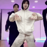 [펜타곤] <b>소소</b>한 벽반도