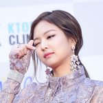 시진핑 주석을 만난 제니.jpg