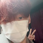 [TXT] 이거 뒤에 손 누굴까