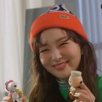 <b>레벨</b> 슬기 얼굴 왜케 변함..?