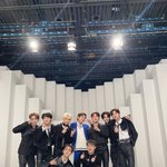 [스키즈] 애들 <b>한밤</b> 인터뷰 했나보당