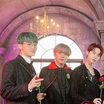 [NCT칠프] 아 윳타가 마쿠 장미주는데 햇차니 가로채는 <b>찰나</b> 찍힘ㅋㅋㅋㅋ