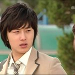 [드루와] 럽<b>실소</b> 문제아 아는 애들 있냐ㅋㅋ