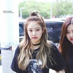 데뷔초 제니는 <b>진심</b>..