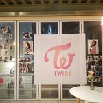 본인 생일카페 방문한 트와이스<b>모모</b>