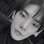 허<b>현준</b> 근황 개잘생겼네