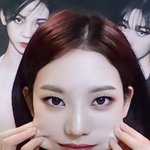 [모두드루와] 카리나 완전 신기하게 생김