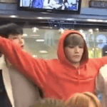 [NCT칠프] 형들<b>사이</b>에 끼고싶어하는 애옹이도 참 기여운데