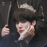 <b>민혁</b>이 보고 갈래?