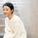 이번에 첫 장편영화 감독으로 데뷔하는 여배우