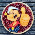 <b>야채</b>와 과일로 완성한 애니 한 컷