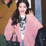 [장원영] <b>원영</b>이 뮤뱅 퇴근 길