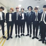 이때는 <b>슈트</b>핏 잘 맞췄네