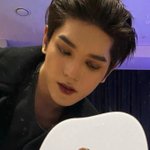 [이태용] 이런 <b>버건</b>디 립 자주 발랐으면 좋겠다