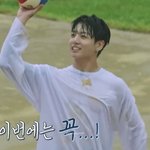 방탄 뷔정국 비 맞으면서 <b>청춘</b>영화 찍음