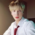 <b>태현</b>이 내꺼같이 생김