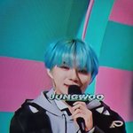 [NCT칠프] 김정우 교복 <b>셔츠안</b>에 후드티 떡코 입은것 같아 ㅠㅠ