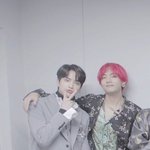뷔랑 <b>영훈</b> 둘중에 누가 더 잘생김