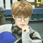 너네 이상형 한마디로 <b>설명</b>하자면?
