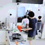 [방탄소년단] <b>서빙</b>팀 김태형씨 1번 테이블에 나가면 됩니다