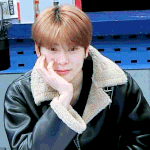 <b>재현</b> 이거 뭐냐...