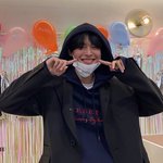 자기 생일에 역 이벤트 열어준 남돌
