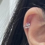 피어싱 어제 뚫었는데 더 하고싶음