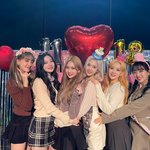 스테이씨는 <b>스윗</b>한테 진심이다..