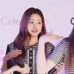 장원영 <b>실물</b> 왜 눈 크다는건지 알겟다