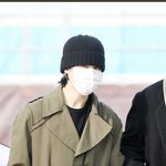 <b>박지민</b> 뒷머리 기르나 봐 ...
