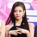 [모두드루와] <b>리아</b> 코 ㅈㄴ 괴상하지 않냐