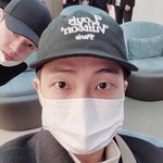 [방탄소년단] 남준아 뒤에 <b>꼬마</b>는 누구니