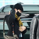 제이홉 <b>오리</b>가방 뭐냐