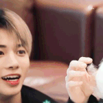 [TXT] 이거 볼 때 <b>마다</b> 귀여워서 삼키고 싶어